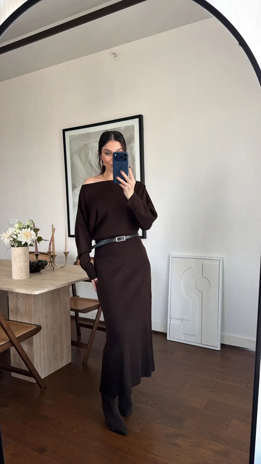 KEMERLİ TRİKO ELBİSE - KAHVE