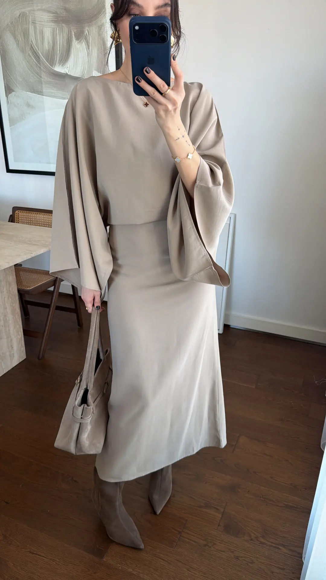 YARASA KOL KUŞAKLI ELBİSE thumbnail 3