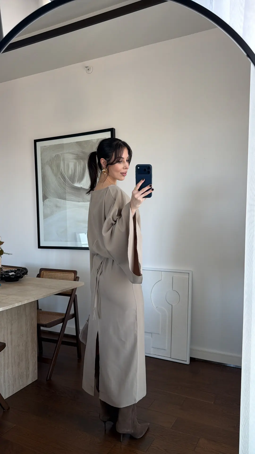 YARASA KOL KUŞAKLI ELBİSE thumbnail 4