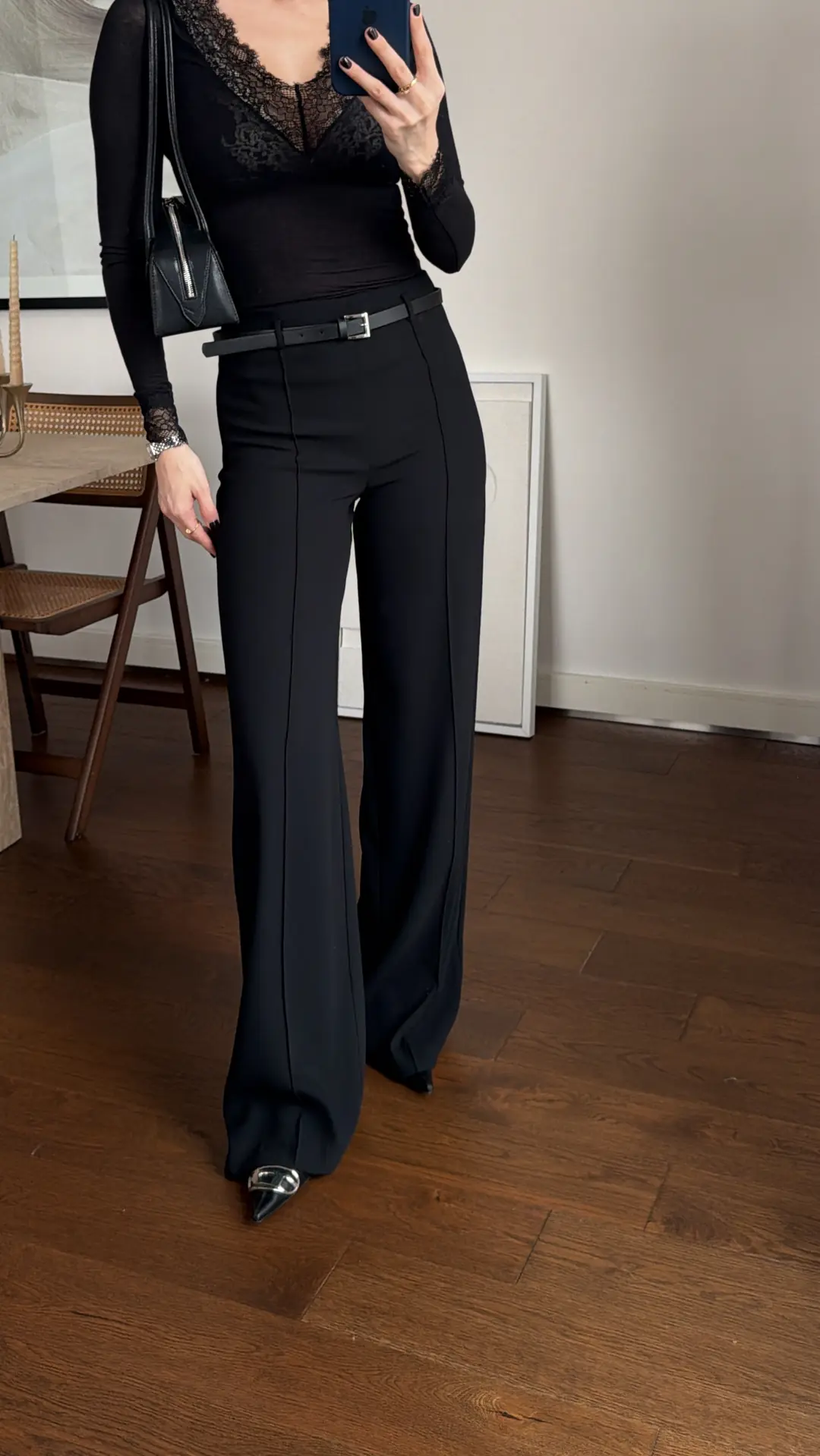 DİKİŞ DETAYLI KEMERLİ PANTOLON